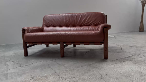 BRAZILIAN 2-SEATER SOFA LEATHER OAK, 1970S